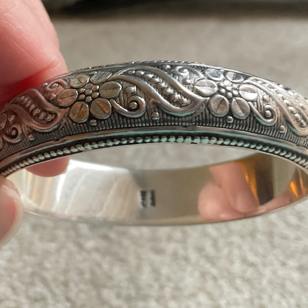 VTG Sterling Silver 925  Etched Hinged Hollow Bangle Bracelet - Picture 10 of 11